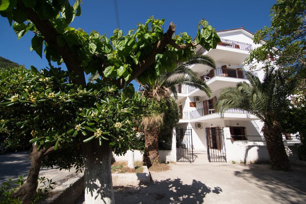 Maria Parameriti Apartments Poros  Exterior foto