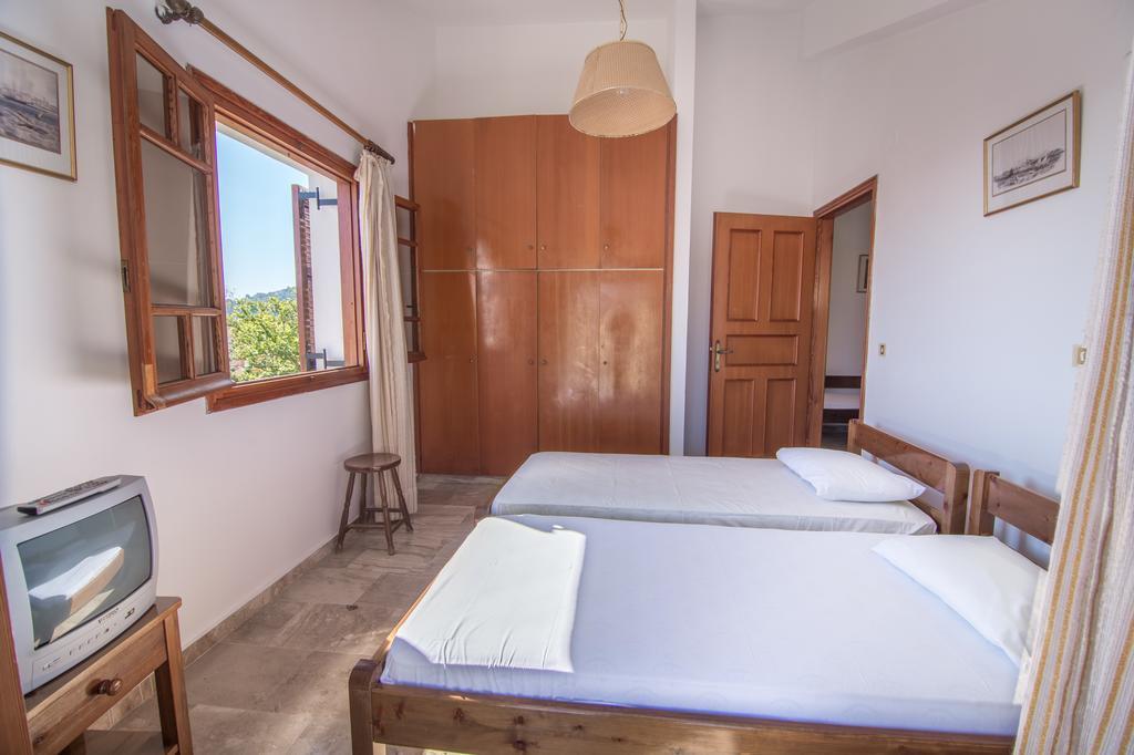 Maria Parameriti Apartments Poros  Exterior foto